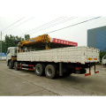 Dongfeng Tianlong 8 * 4 resistente caminhão com guindaste